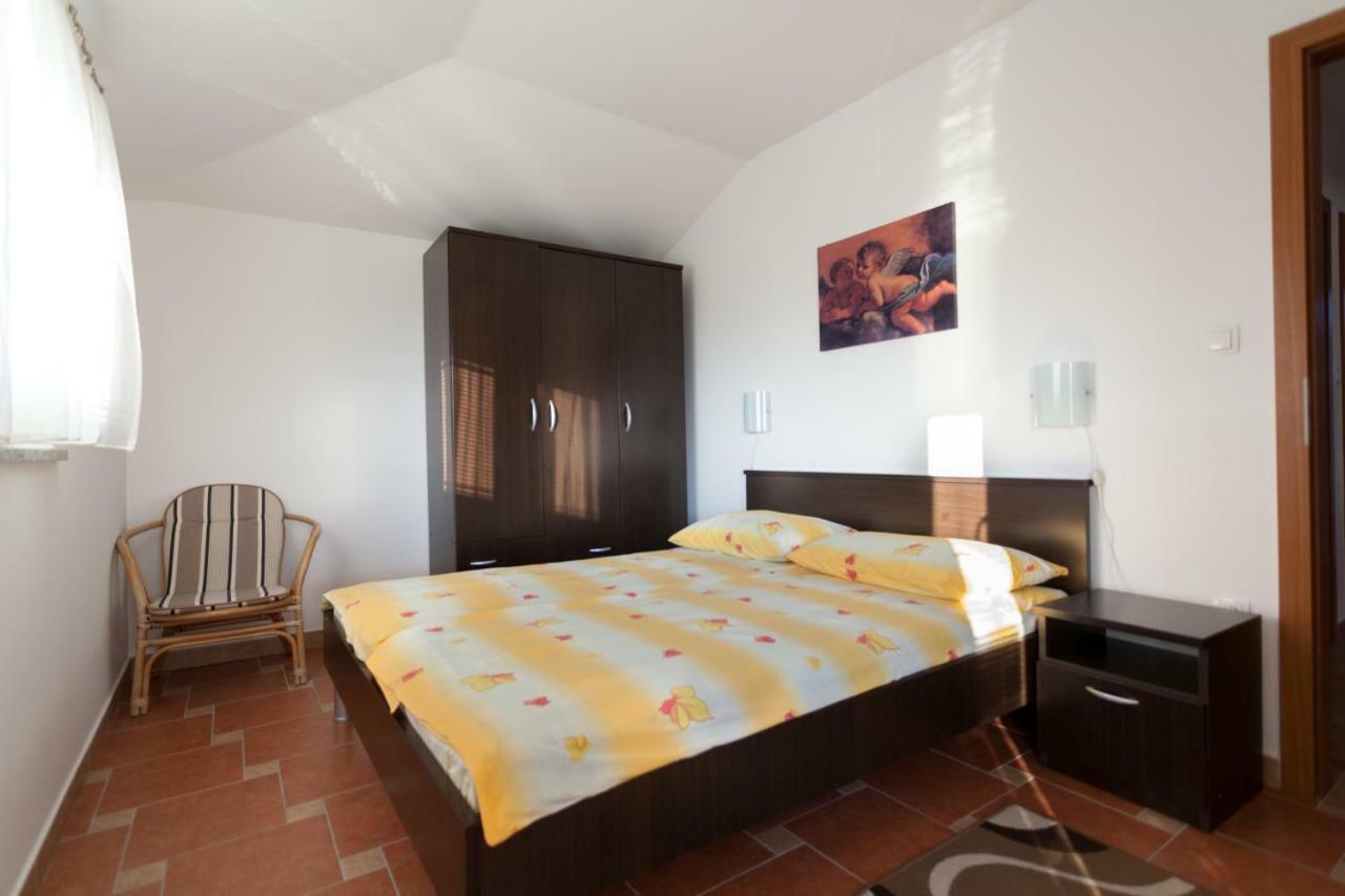 מאלינסקה Apartments Jadranka מראה חיצוני תמונה